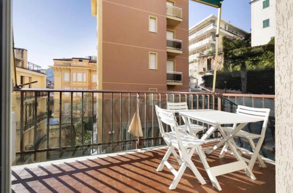 Ca Adri , Appartamento In Posizione Strategica Per Godere Delle Spiaggia E Dei Sentieri Outdoor ! 菲纳莱利古雷 外观 照片